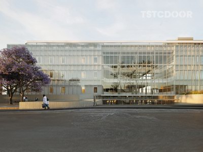 Crystal Revolving Door for Off